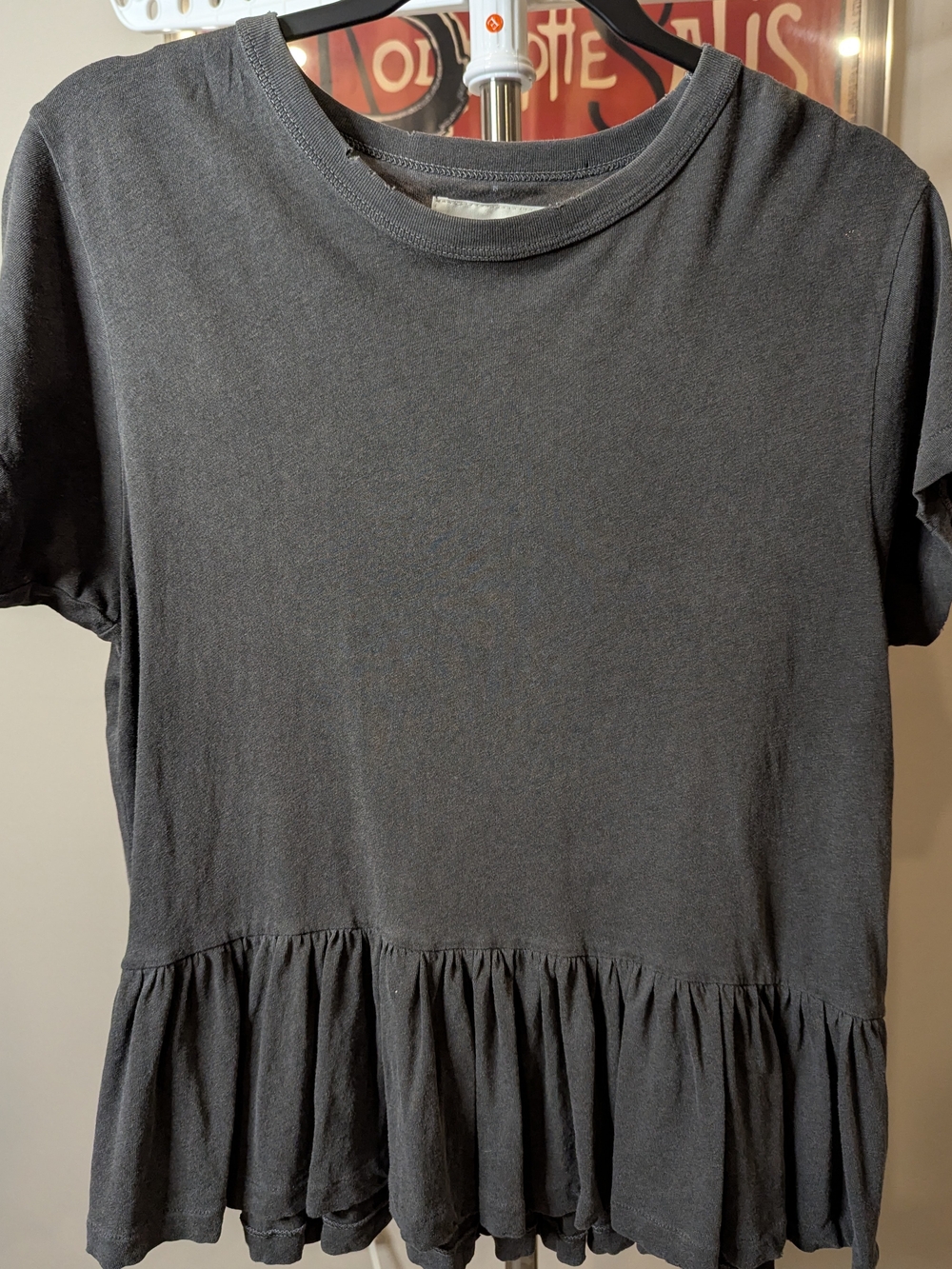 $22 THE GREAT. Size 1 Small - Dark Grey Peplum Short Sleeve Tunic EUC
